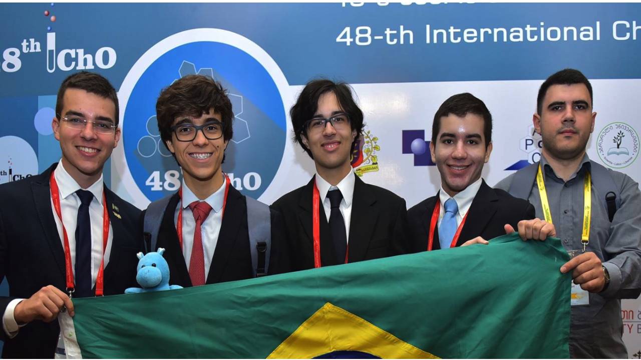 Quatro medalhas internacionais